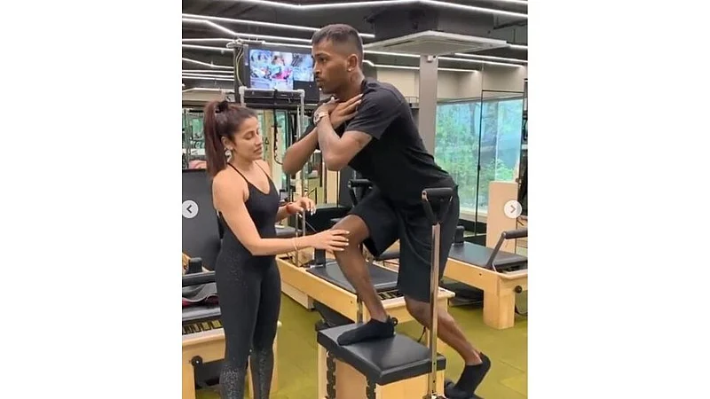 Hardik Pandya Doing Pilates