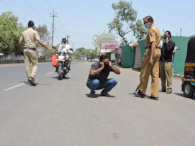 dhule police