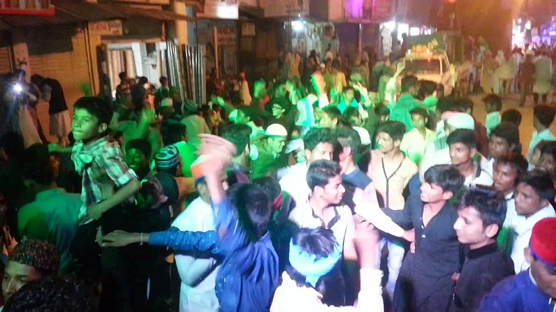 पार्टीत पोहोचला कोरोना रुग्ण अन् नागपूरच्या या परिसरातील ७०० जणांना झाला घात