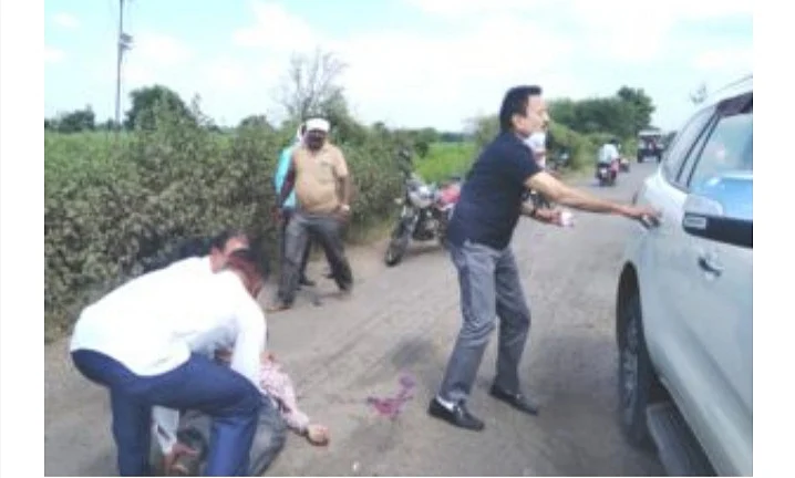 girish mahajan car accident