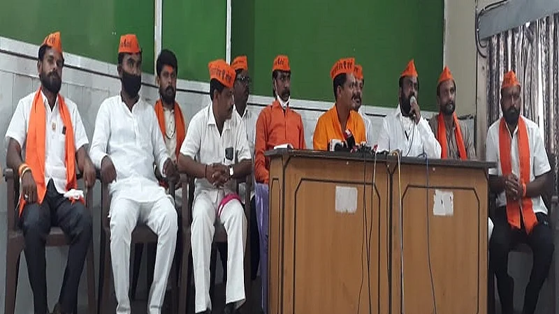 मराठा समाजाचा आता आक्रोश मोर्चा