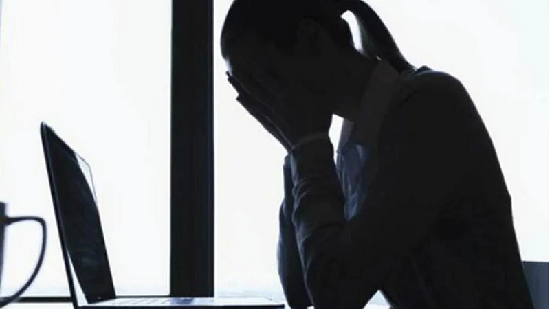 Women Online harassment
