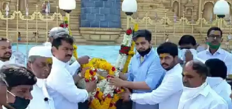 Rohit Pawar and Ram Shinde together in Choundi