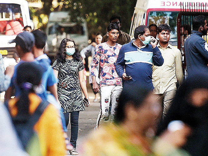 अनलॉक मुंबई ठरतेय जास्त धोकेदायक! इमारतीच्या इमारती कोरोना पॉझिटीव्ह; धक्कादायक माहिती आली समोर