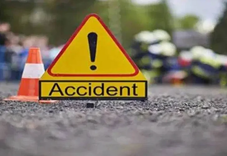 one died and one injured in two wheeler accident in selu of wardha