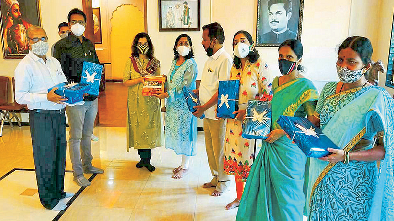 Diwali Festival 2020 कष्टाला तोड नाही! मतिमंदांच्या कलाकौशल्याने सातारकर भारावले