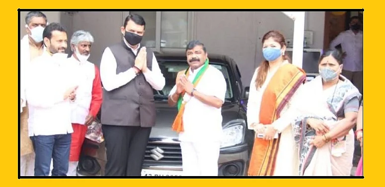 Akola Buldana News Shiv Sena leader Vijayraj Shinde will join BJP in the presence of Devendra Fadnavis