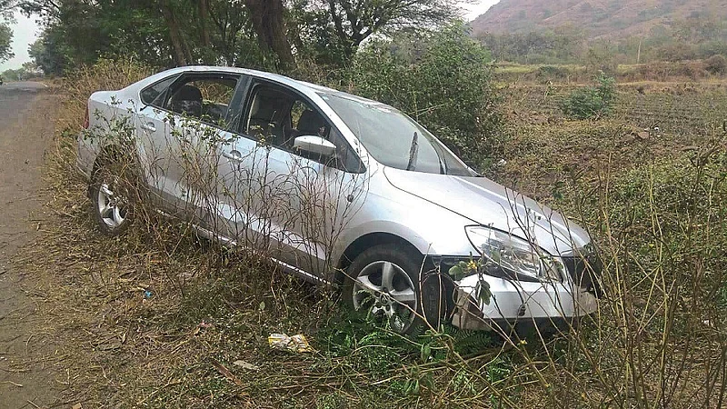 car accident.jpg}