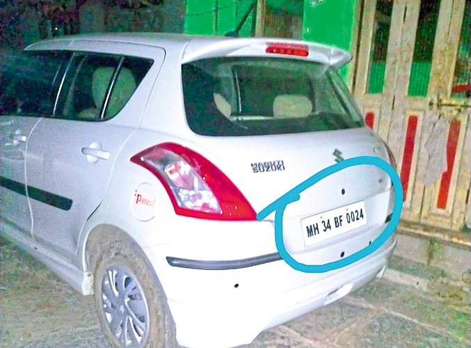 चंद्रपूर : अभ्यास दौऱ्यात वापरण्यात आलेले वाहन.