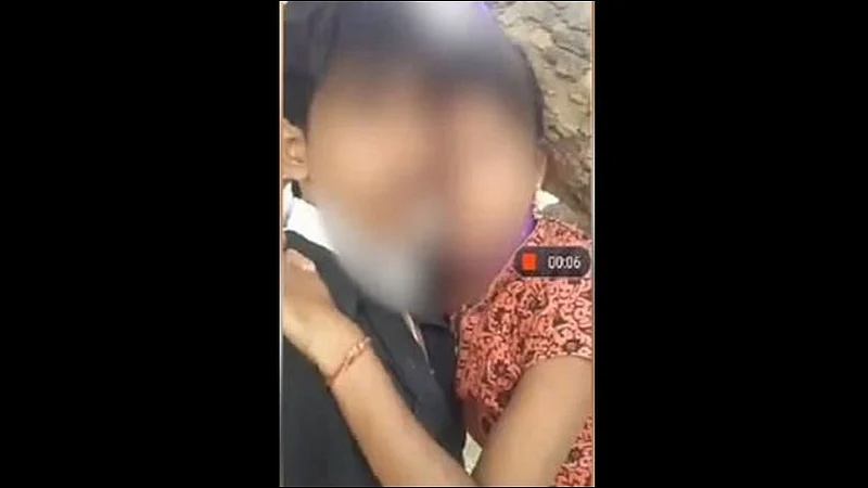 lovers commits suicide make live video on social media in madhya pradesh