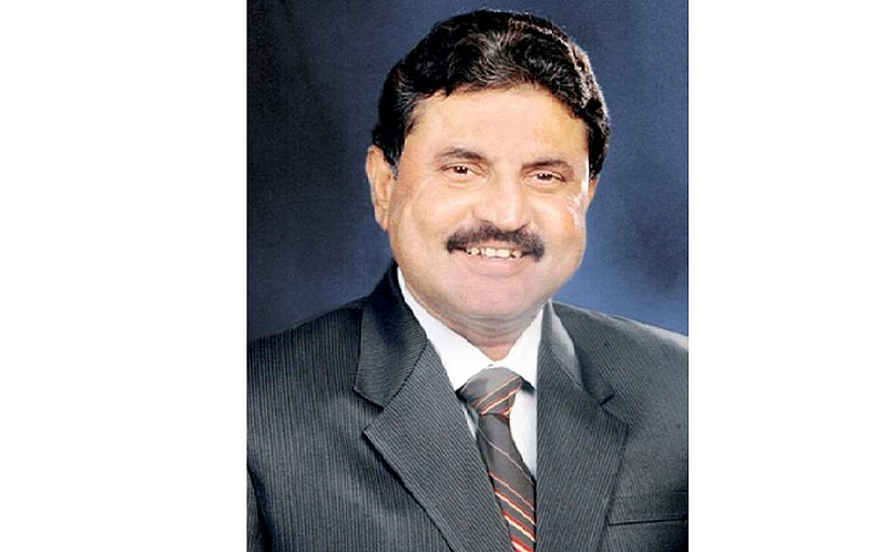 Akola News: Well known homeopathy doctor Uday Naik dies of heart attack
