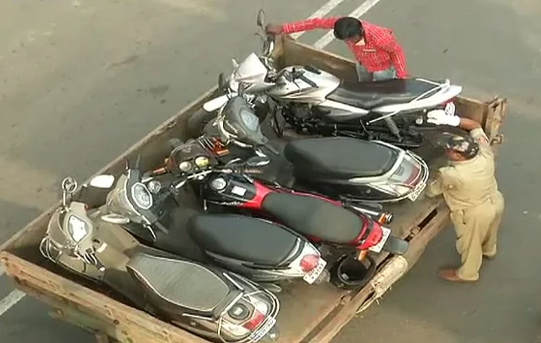 Solapur Police will release vehicles seized in lockdown