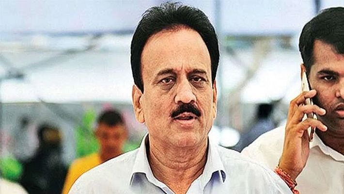 आम्हाला सरकार पाडण्याची काहीही गरज नाही, ते स्वःताहून पडेल- गिरीश महाजन