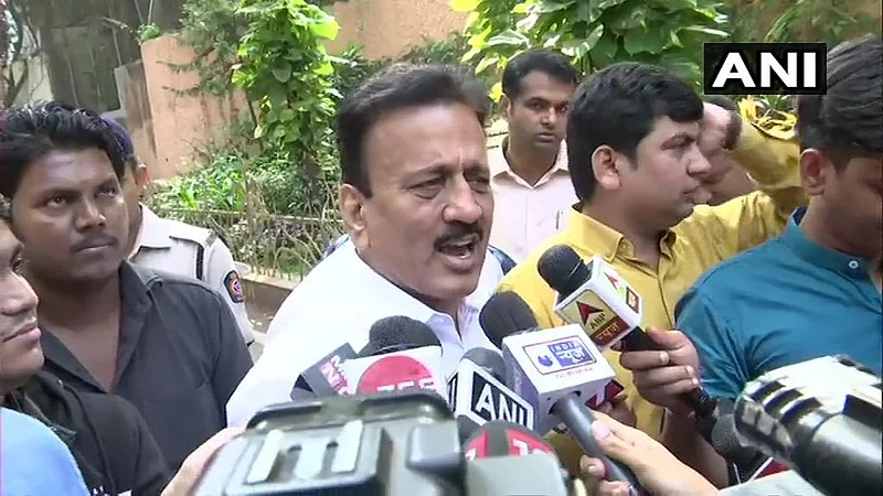 bjp has 55 mla support letter from ncp says girish mahajan