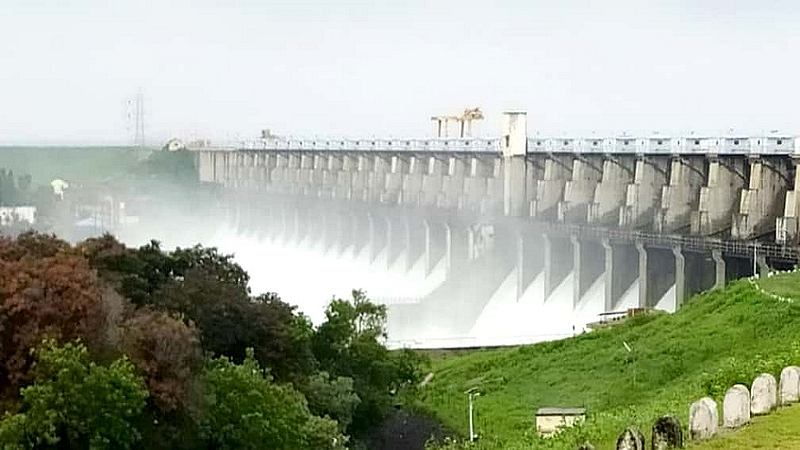 jaykwadi dam.jpg