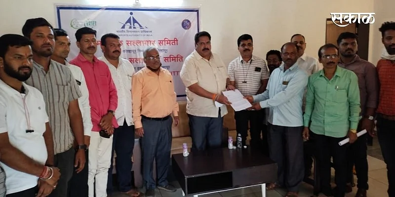 MP Sanjay Mandlik warning mobile companies kolhapur marathi news}