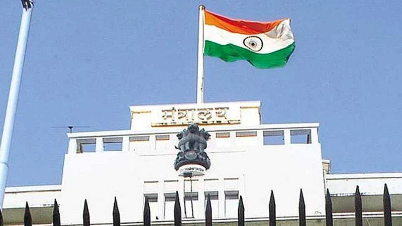 मंत्रिमंडळ खातेवाटप : कुणाला कोणतं खातं? वाचा पहिली यादी