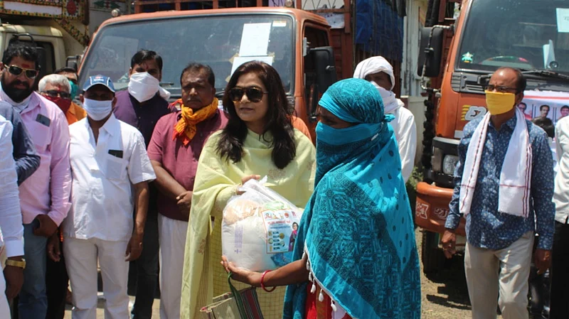 mp bhavana gawali help.jpg