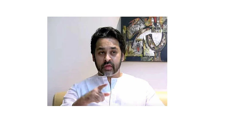 पोलिस अधिकाऱ्याला नीलेश राणेंची शिवीगाळ; गुन्हा दाखल