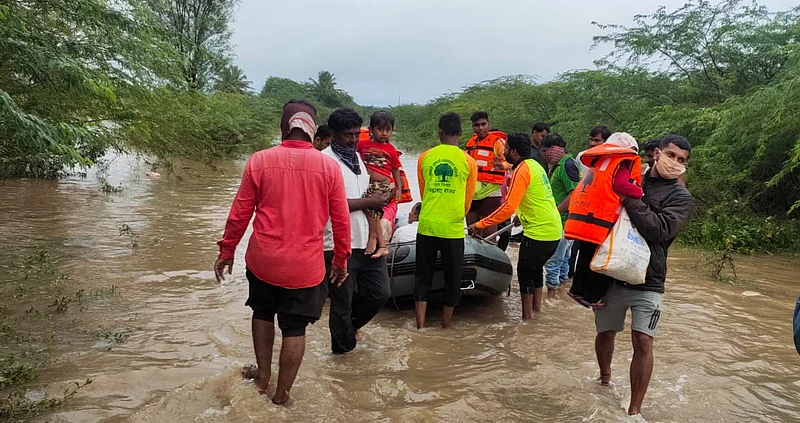 पुणे जिल्ह्यात पावसाने कुठले रस्ते, पुल बंद, कोणत्या तालुक्यात काय झाले नुकसान घ्या जाणून