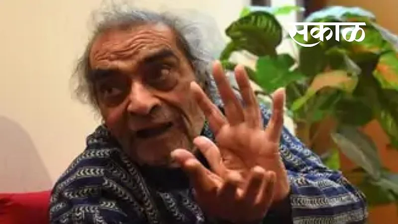 Bollywood famous lyricist Santosh Anand said i am not a beggar have only food for two times