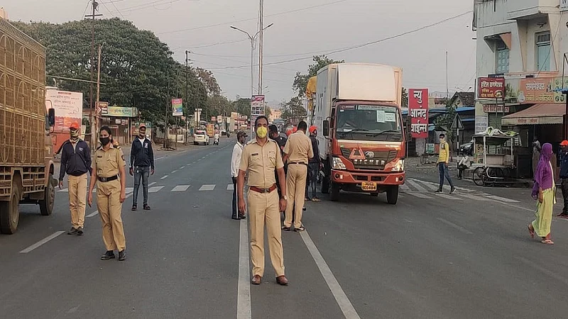 saswad police.jpg