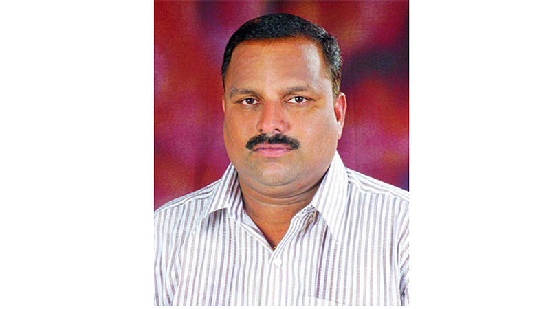 Chief Minister's Fellowship drop in sindudurg kokan marathi news