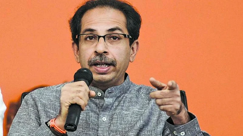 आतली खबर : प्रत्येक मंत्र्याला चार खाती, संध्याकाळी निघणार नोटिफिकेशन