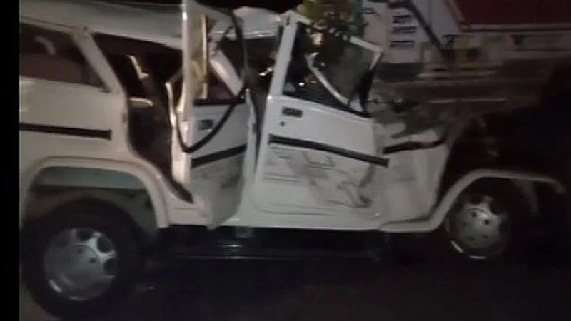 up news, accident in pratapgarh