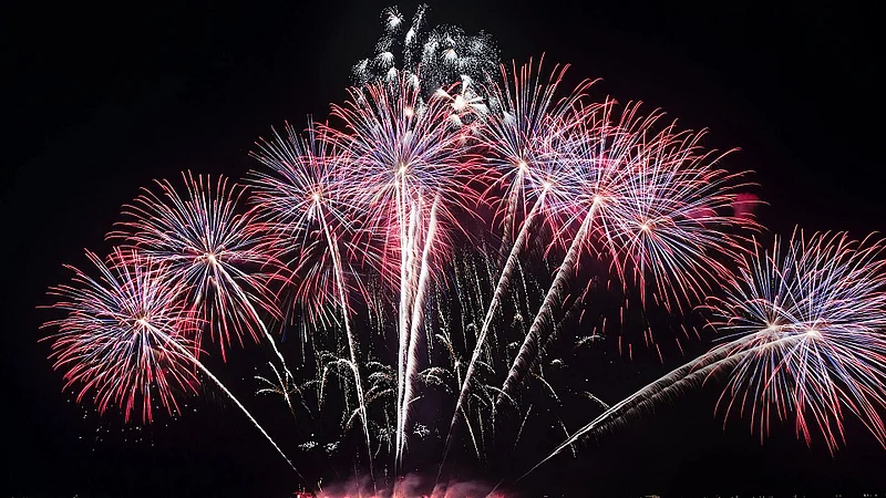 youth tend to celebrate New Year at Farm House, Bungalow at igatpuri nashik marathi news