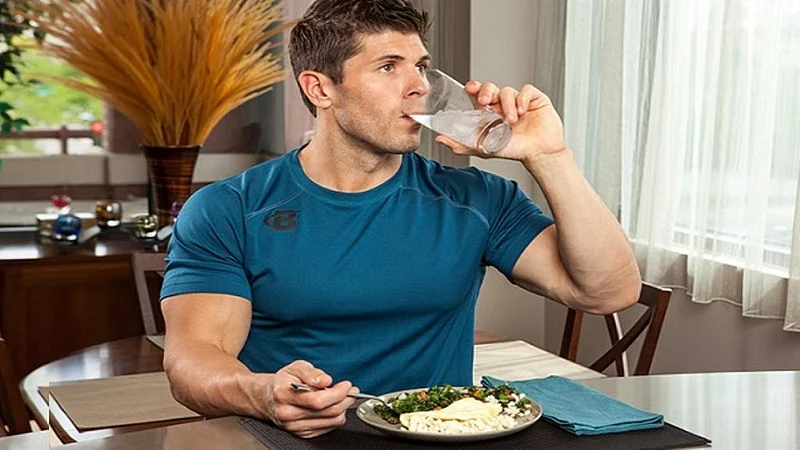 Read this before drinking water after meal