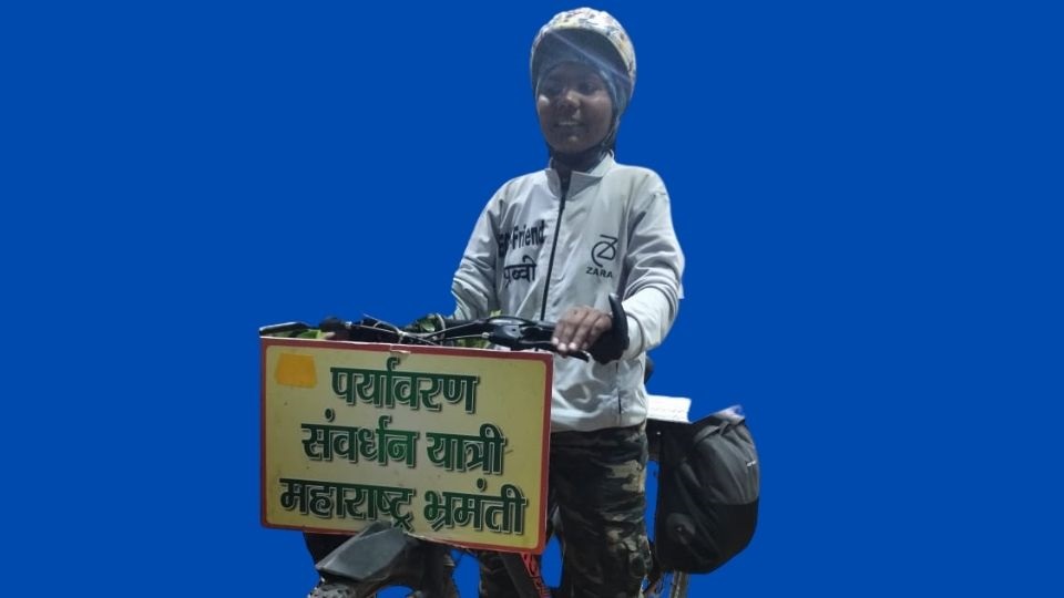 21 year old pranali chikate is traveling by bicycle for environmental conservation Marathi News