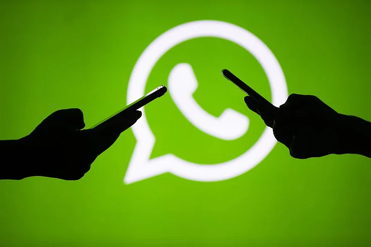 समोरच्याला समजू न देता असे वाचा #WhatsApp वरचे मेसेज...