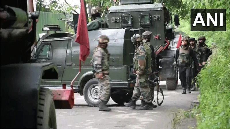 One terrorist killed in an encounter that has begun at Saimoh area of Tral, Awantipora.
