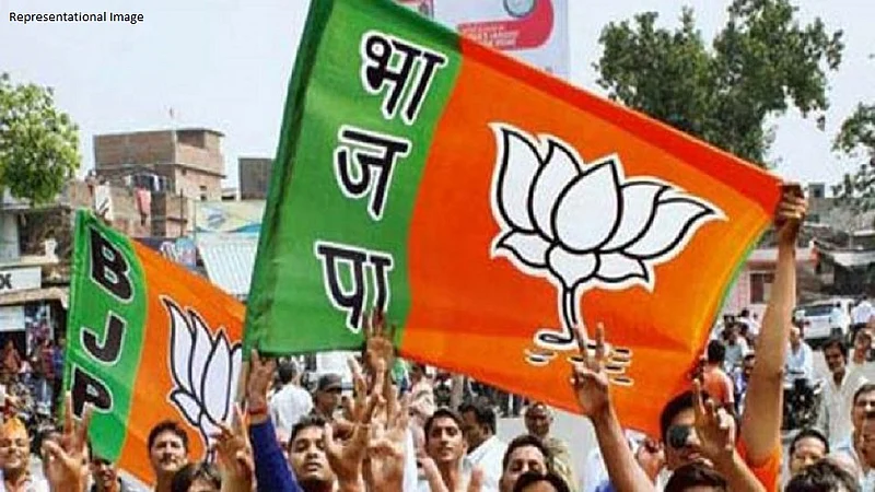 मोठी बातमी : राष्ट्रपती राजवटीच्या मागणीवर भाजपकडून भूमिका जाहीर