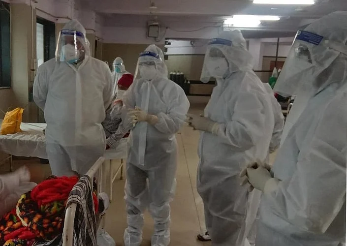 Beed CEO Visit Covid Centre