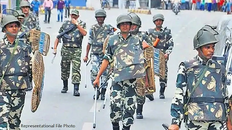 सर्वात मोठी बातमी - राज्यात चार रॅपिड ऍक्शन फोर्सच्या कंपन्या दाखल...