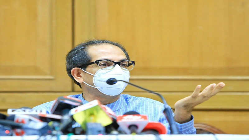 आपल्या आशीर्वादानं सरकारनं एक वर्ष पूर्ण केलं, मुख्यमंत्र्यांचा भाजपला टोला