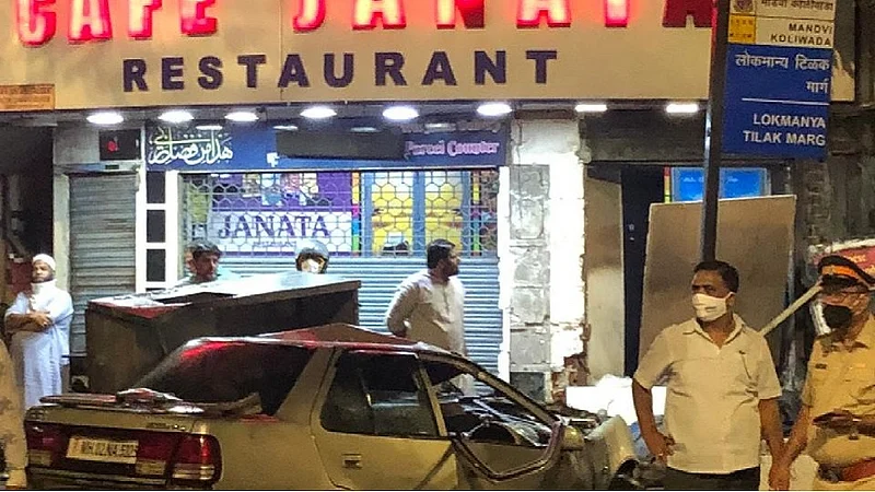 क्रॉफर्ड दुर्घटना: नईमच्या मृत्यूमुळे कुटुंब निराधार, मृतदेह गावी नेण्यासाठीही होती पैशांची चणचण