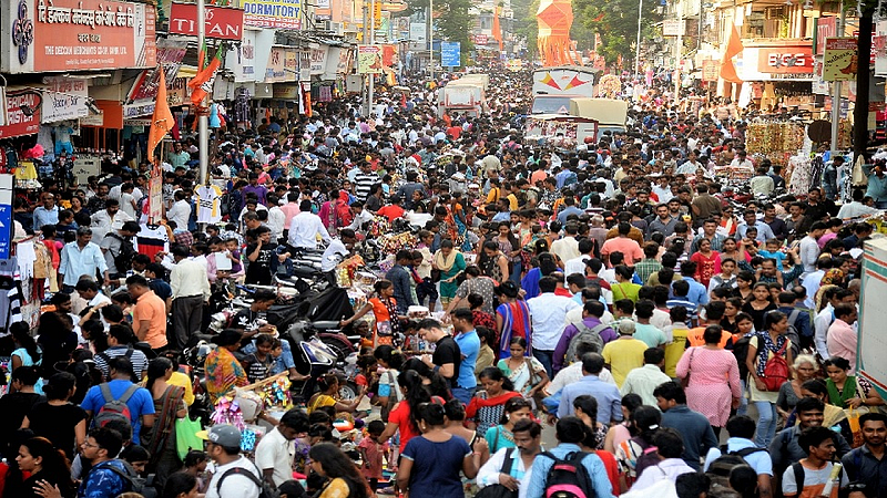 अनलॉकमध्येही दादरमध्ये दिवाळीची खरेदी तेजीत