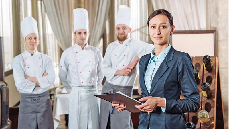 Hotel-management