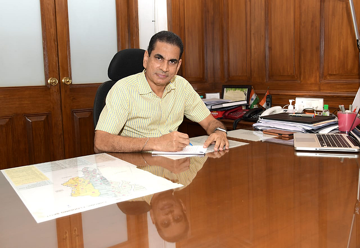 आठवड्यानंतर स्थिती बघून मुंबई लोकल संदर्भात निर्णय घेणार: पालिका आयुक्त