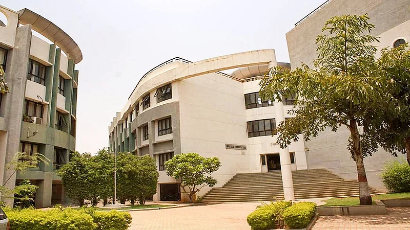 Indira College of Commerce and Science has the status of Autonomous College