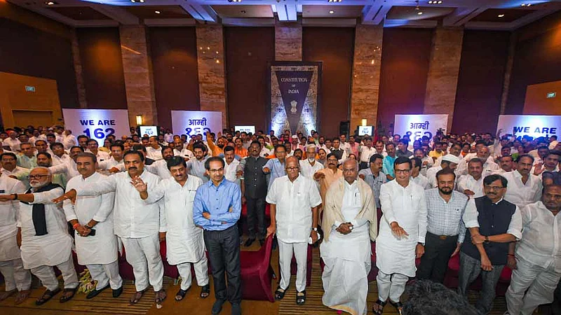 Maharashtra 162 MLAs come together to show strength