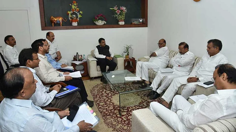 चारा छावणीच्या अनुदानवाढीस मुख्यमंत्र्यांचा दुजोरा : शरद पवार