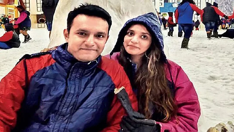 कतारमध्ये शिक्षा भोगणाऱ्या मुंबईकर दांपत्यासाठी खुशखबर ! परतीच्या आशा पल्लवित}