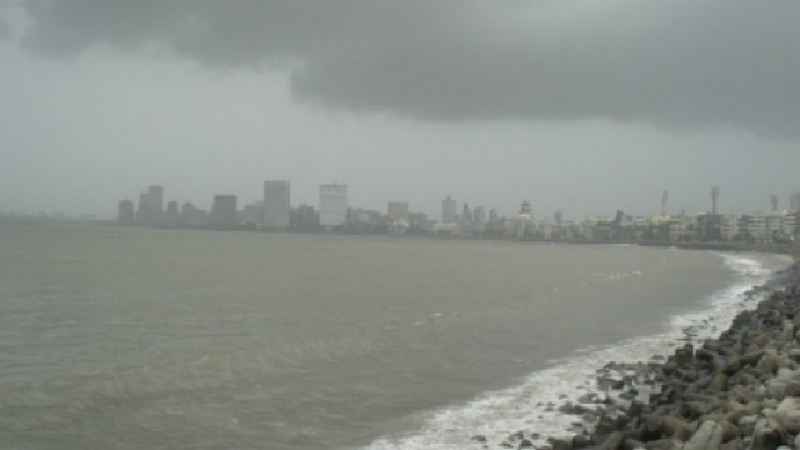 मुंबापुरी तहानलेलीच, शहरात 8 तर उपनगरात फक्त 2 टक्के पावसाची नोंद