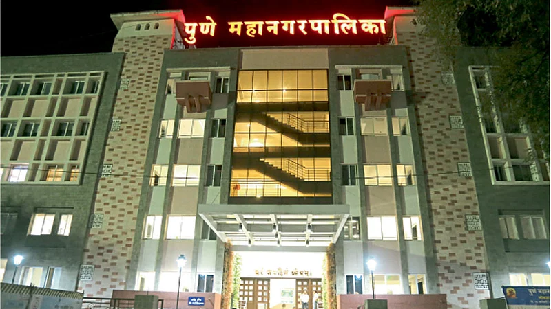 पुणे महापालिकेत आरोप-प्रत्यारोपात अर्थसंकल्पाला मंजुरी