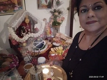श्रीलंकेच्या माजी मंत्र्याची पत्नी महानुभव पंथाच्या प्रेमात, करतात ऑनलाइन प्रचार, प्रसार !