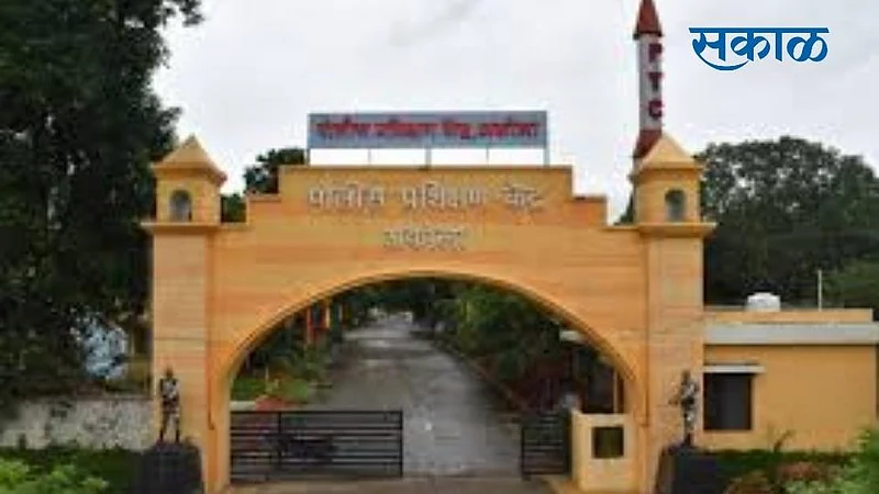 Akola Police News Akola Police Training Center named Best, First Minister of Home Minister Trophy